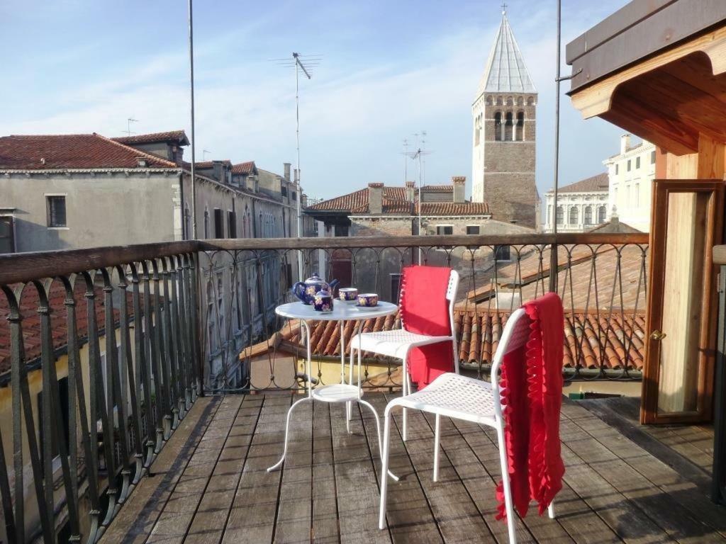 Key Location Near Palazzo Grassi Dom wakacyjny *