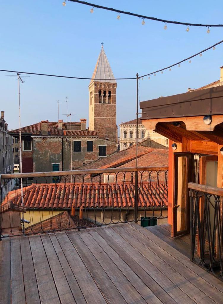 Key Location Near Palazzo Grassi * Wenecja